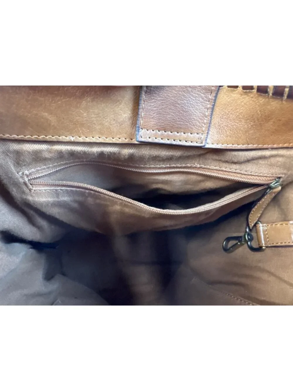 Woven Genuine Leather Brown Shoulder Bag W/Adjustable Strap & Inner Pockets
